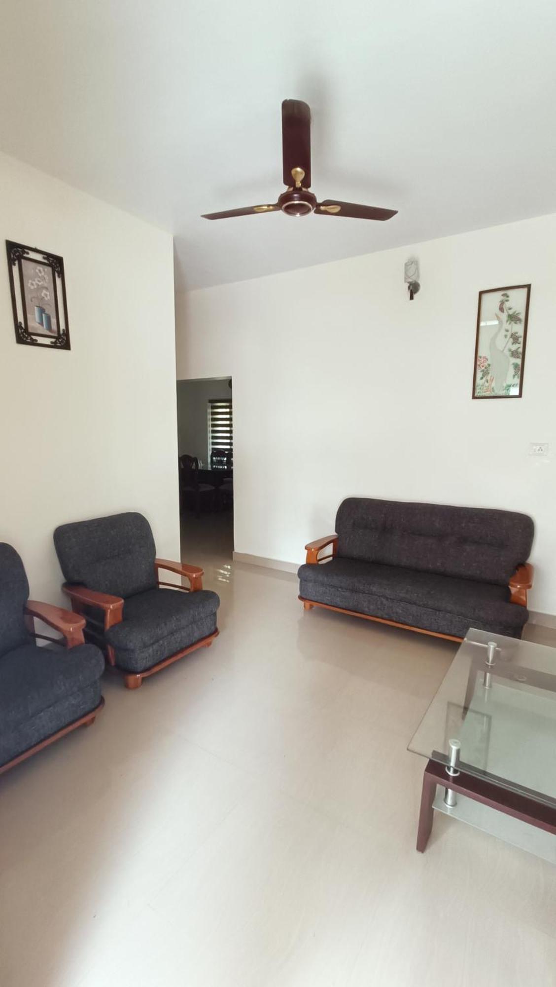 Mom'S Villa 尼杜巴塞莱 外观 照片